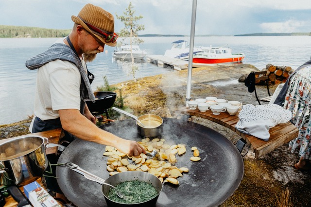 Uhkua ja D.O. Saimaa