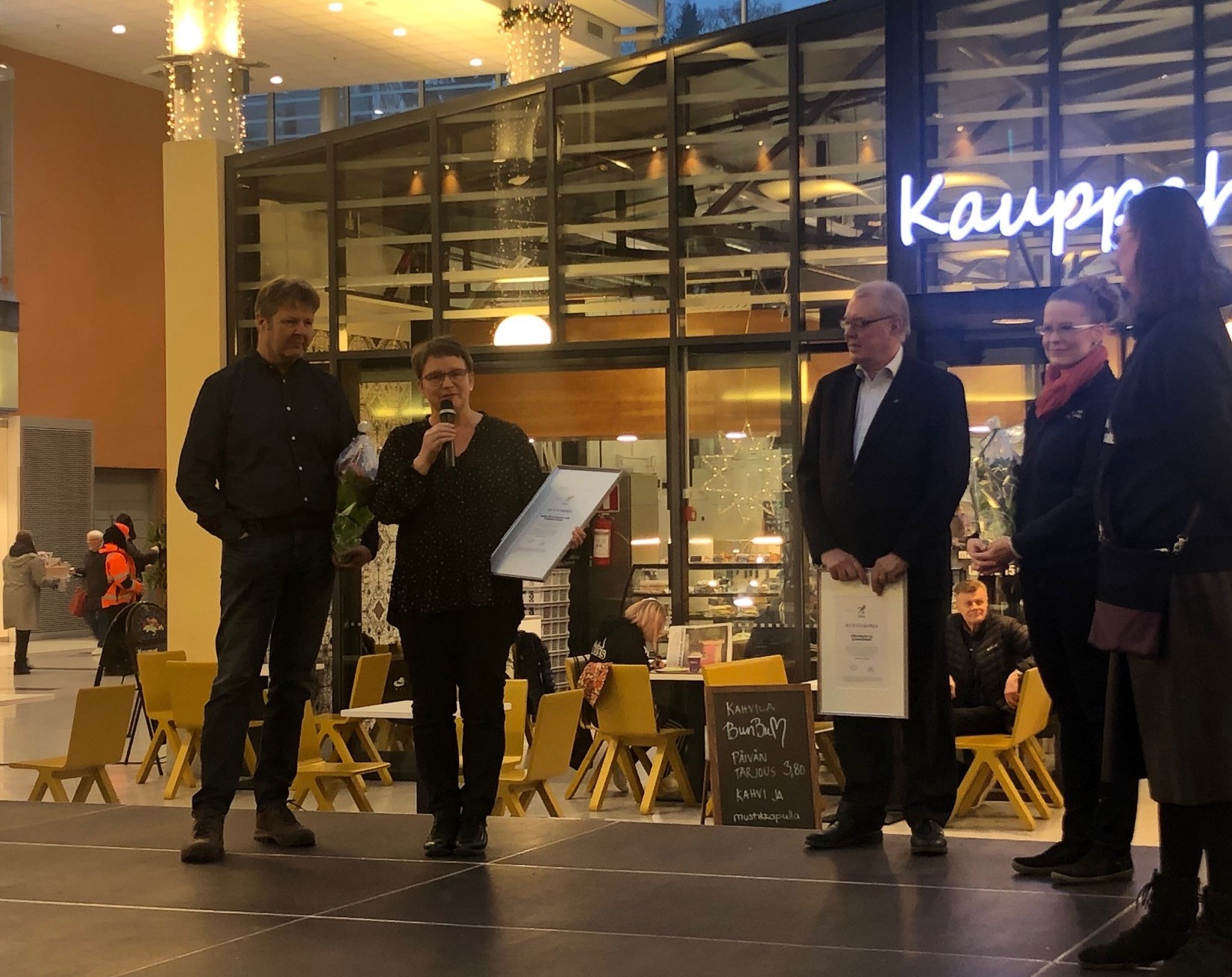 Putkisalon Kartano sai Etelä-Savo parhaat -palkinnon tunnustuksena vastuullisesta, laadukkaasta ja eettisestä lihantuotannosta.